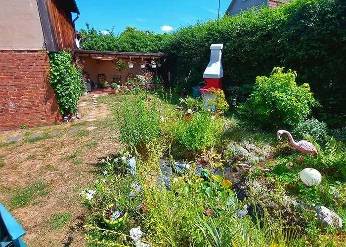 Rummy's Mit Garten Lägenhet *